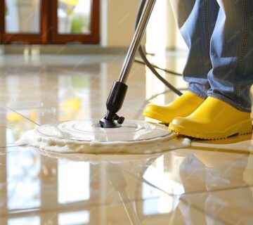 تنظيف وتلميع الأرضيات