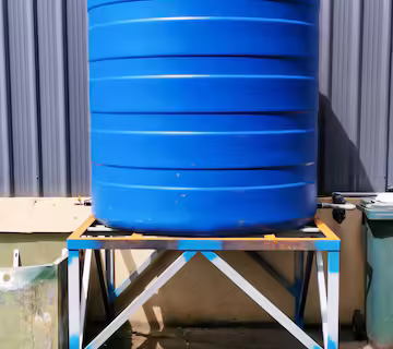 تنظيف الخزانات